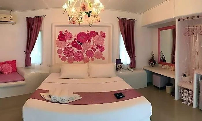 Baan Aom Kod Kun Kao 4* สวนผึ้ง