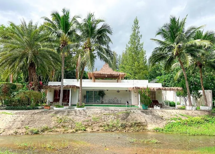 Baan Aom Kod Kun Kao