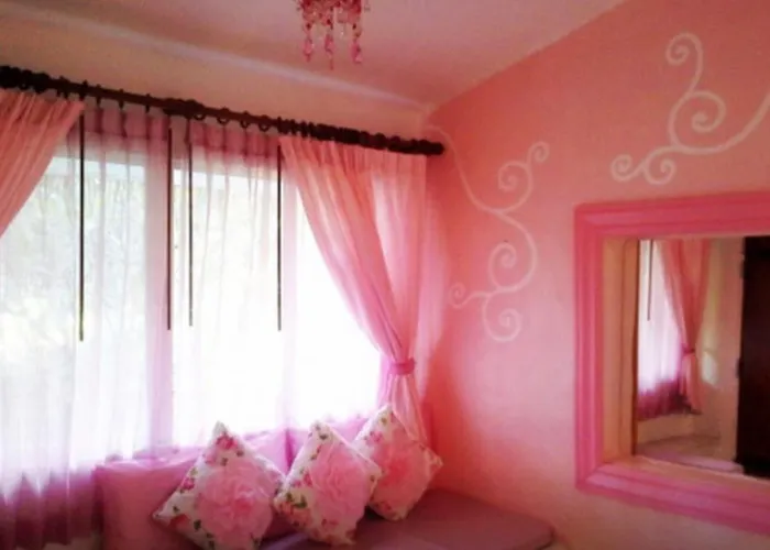 Baan Aom Kod Kun Kao 4* สวนผึ้ง