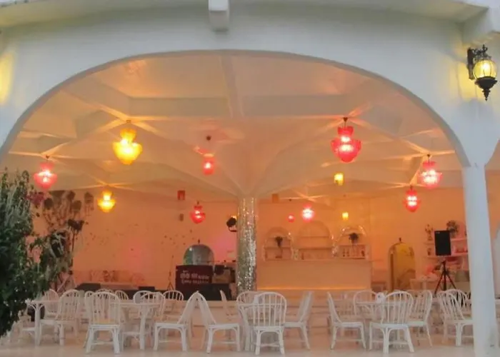 Baan Aom Kod Kun Kao 4* สวนผึ้ง